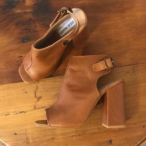 Beautiful Open Toe heels! Like new!